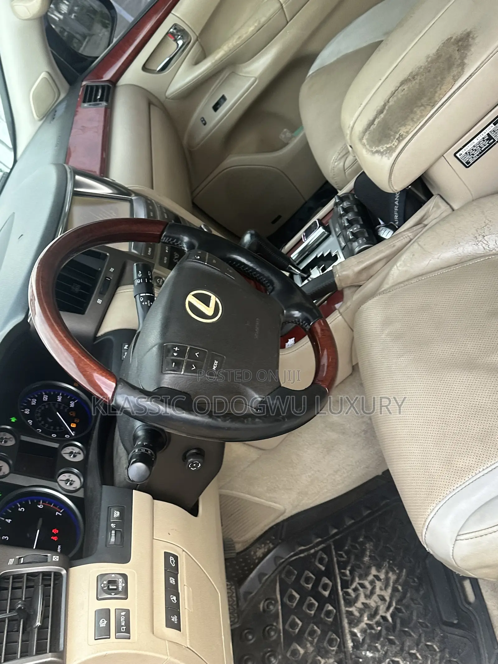 Lexus LX 570 2010 Black