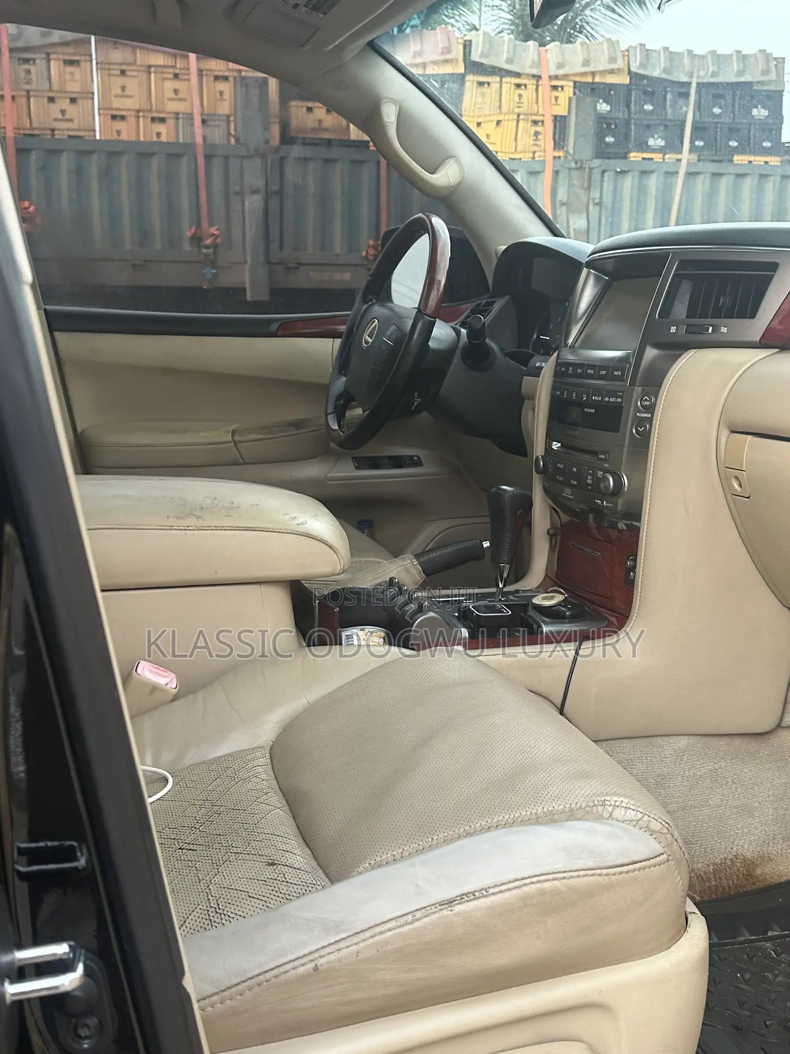 Lexus LX 570 2010 Black