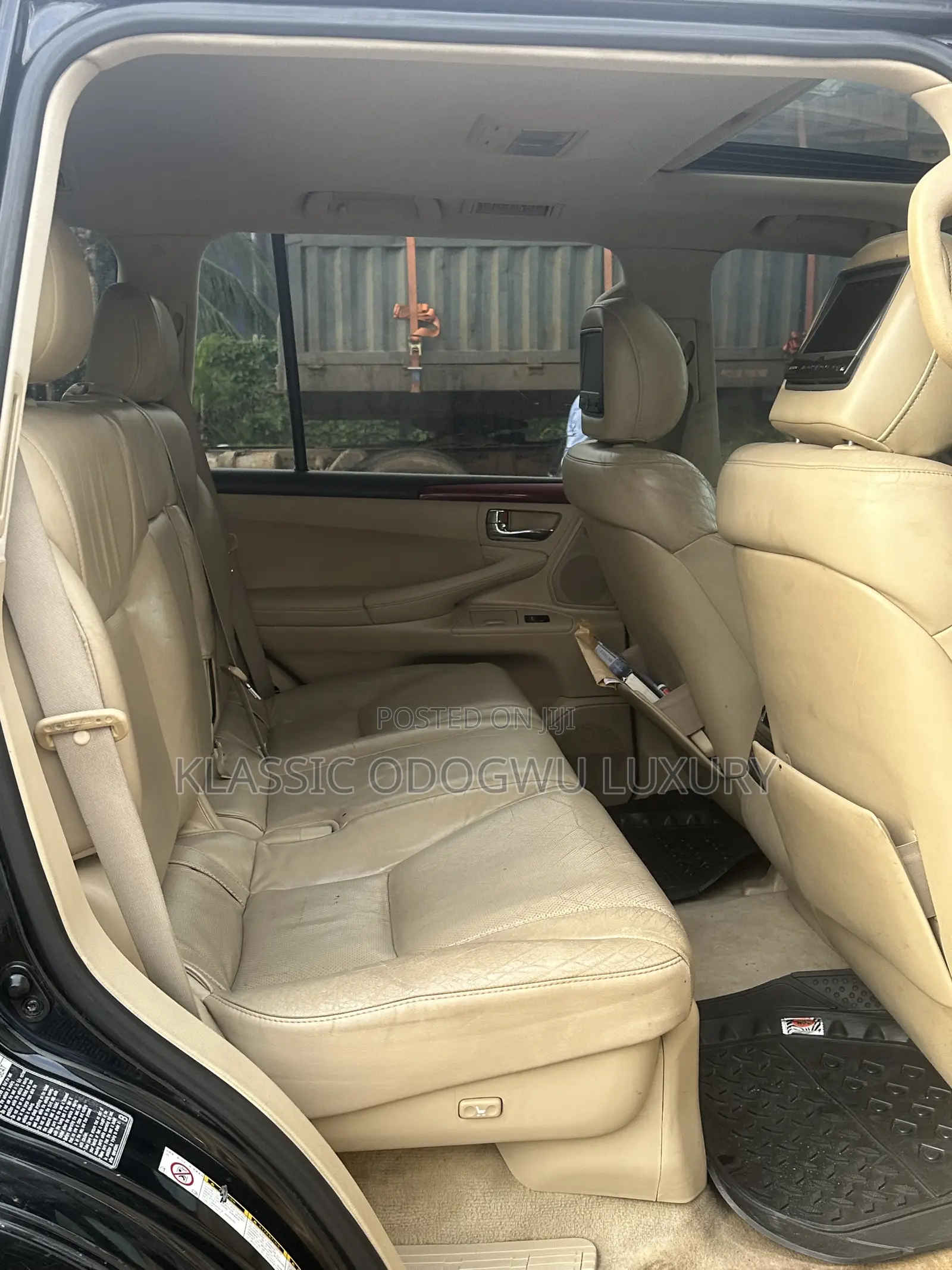 Lexus LX 570 2010 Black