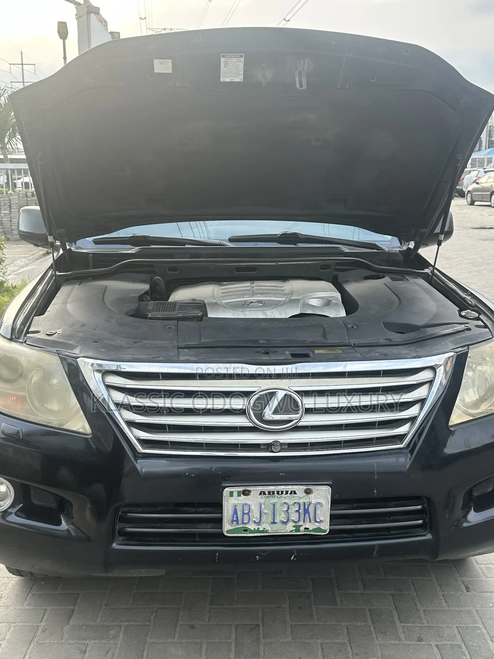 Lexus LX 570 2010 Black