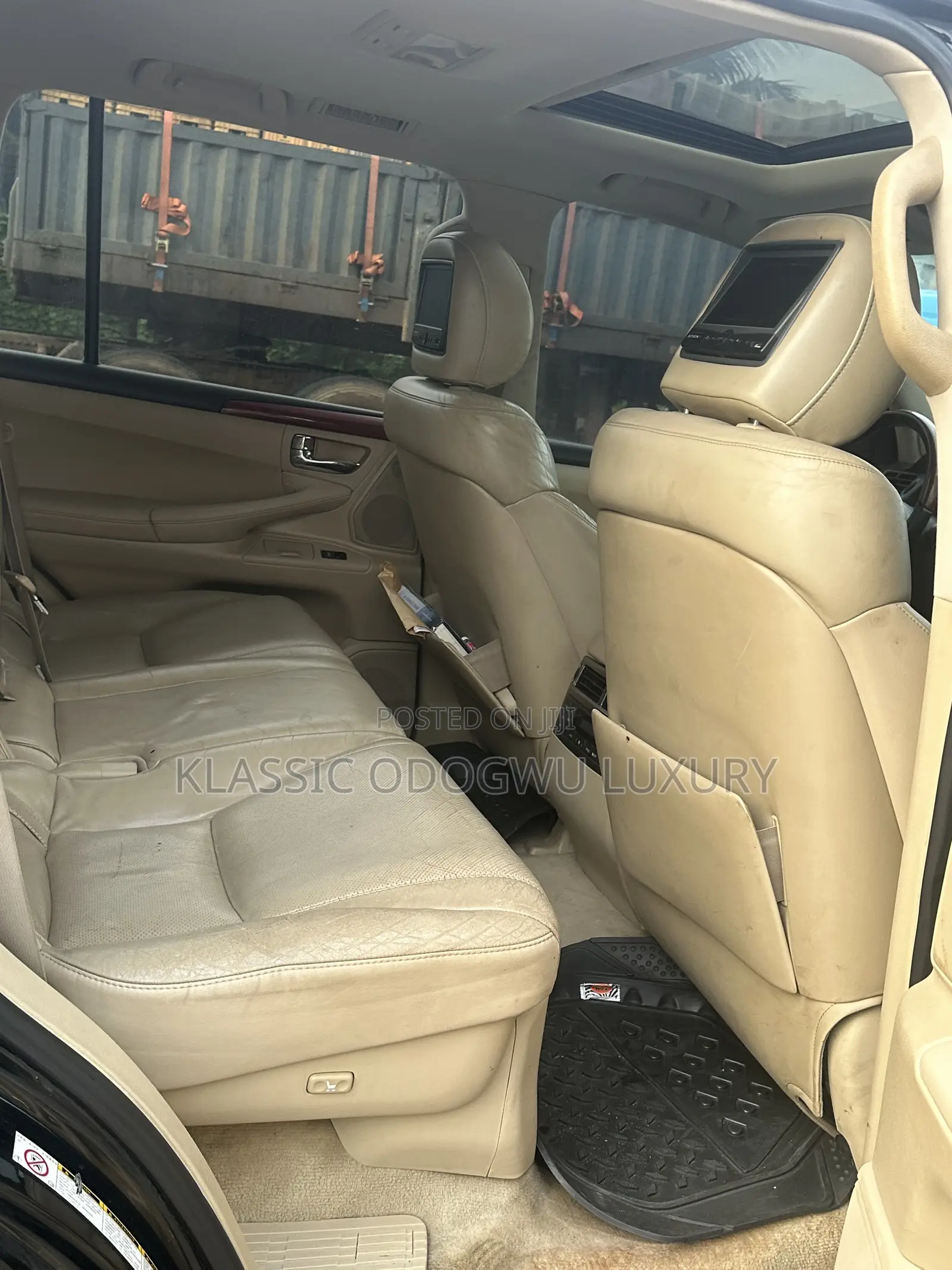 Lexus LX 570 2010 Black