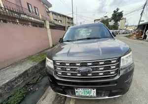 Ford Explorer 2017 Gray