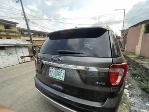 Ford Explorer 2017 Gray