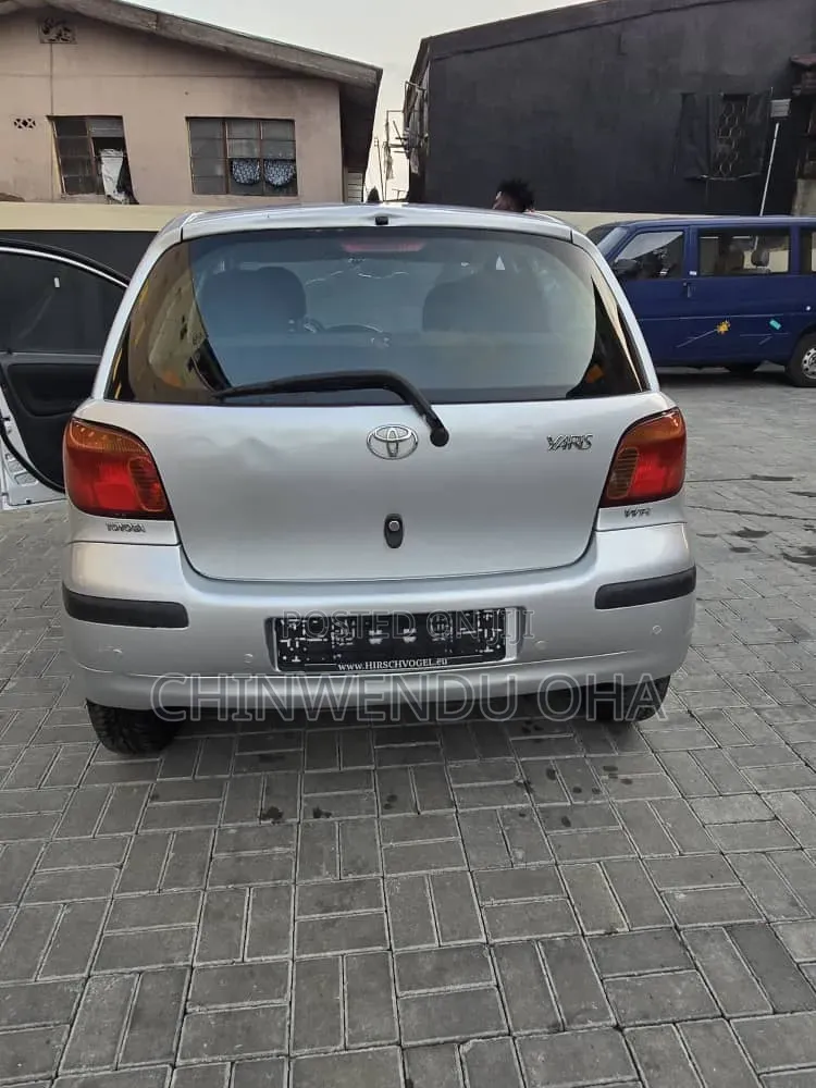 Toyota Yaris 2005 Silver