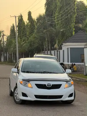 Toyota Corolla 2009 White