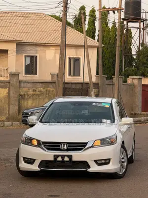 Honda Accord EX-L w/Navigation 4dr Sedan (2.4L 4cyl CVT) 2015 White