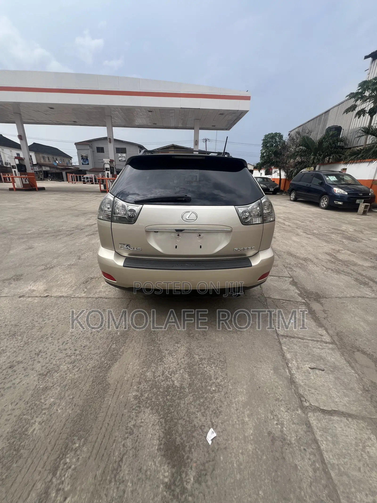 Lexus RX 330 2004 Gold