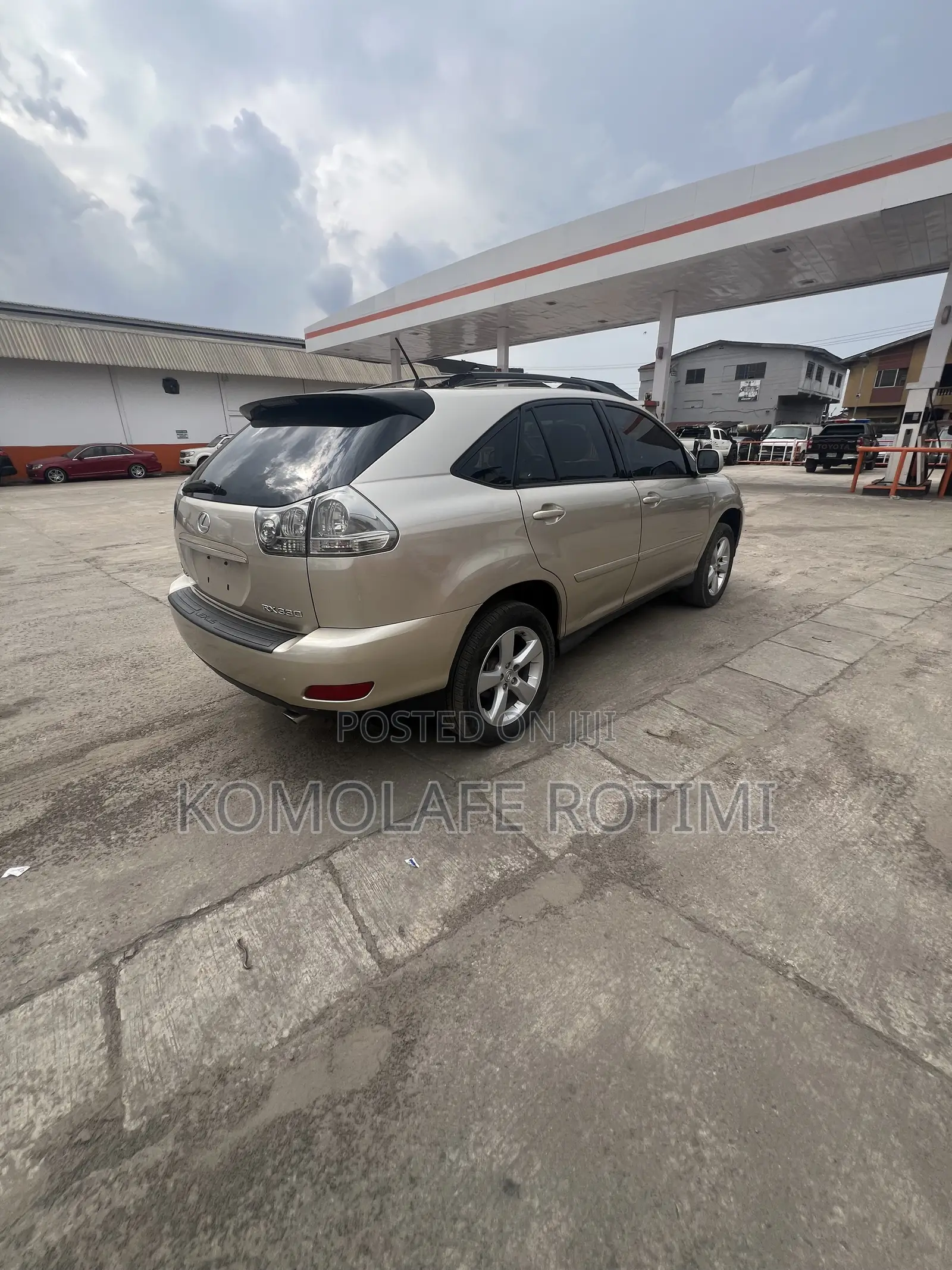 Lexus RX 330 2004 Gold