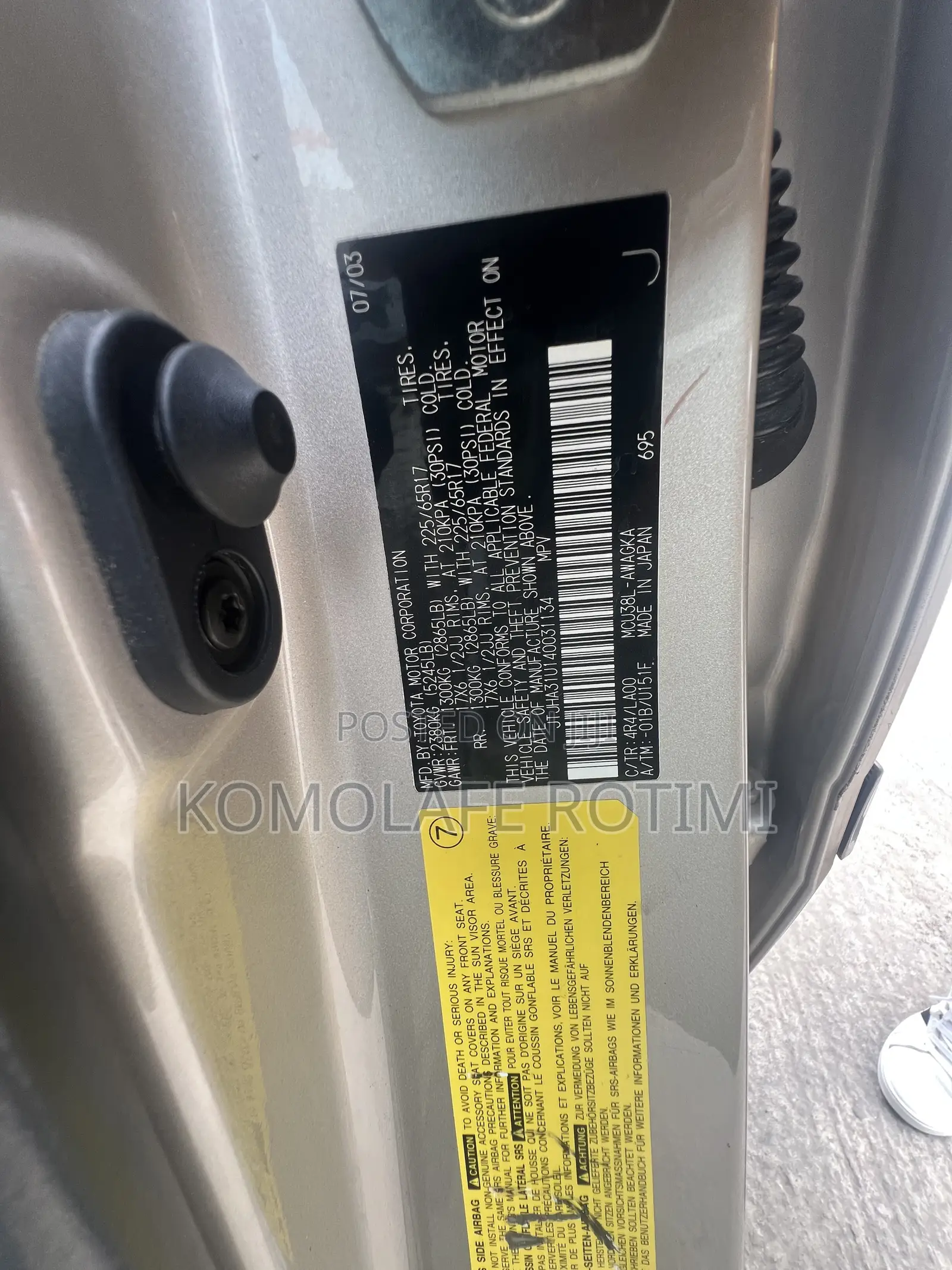 Lexus RX 330 2004 Gold