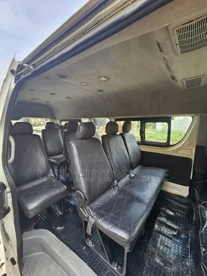 Toyota HiAce 2015 White
