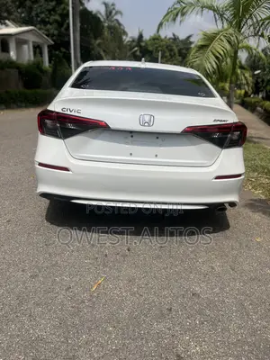 Honda Civic 2021 White