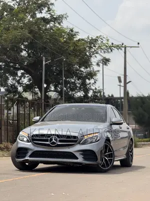 Mercedes-Benz C400 4Matic AWD Sedan (3.0L V6 7A) 2015 Gray
