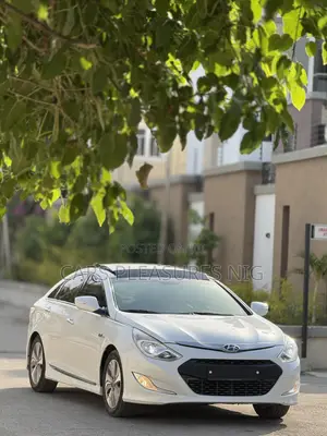 Hyundai Sonata 2013 White