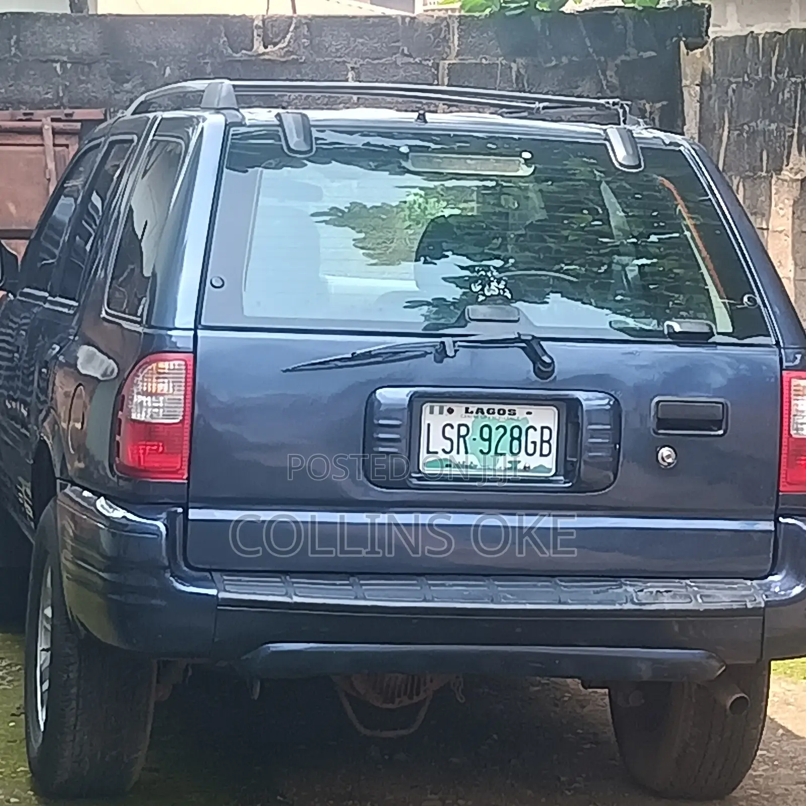 Isuzu Rodeo 2004 Blue