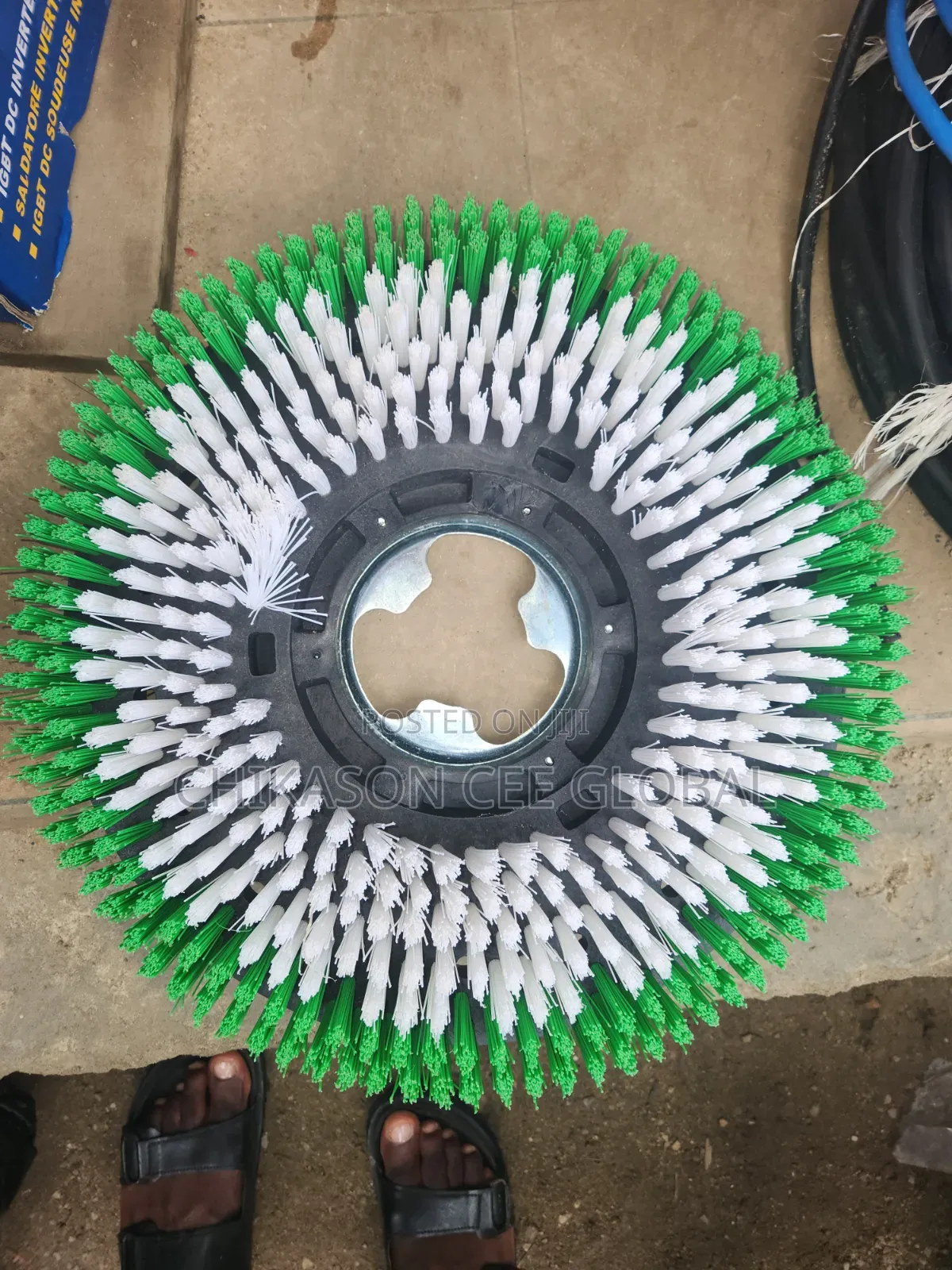 Heavy Duty Scrubbing Brush