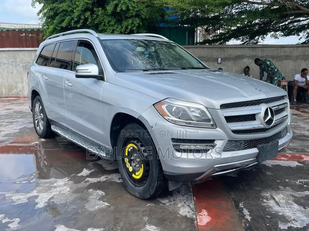 Mercedes-Benz GL-Class 2014 Silver