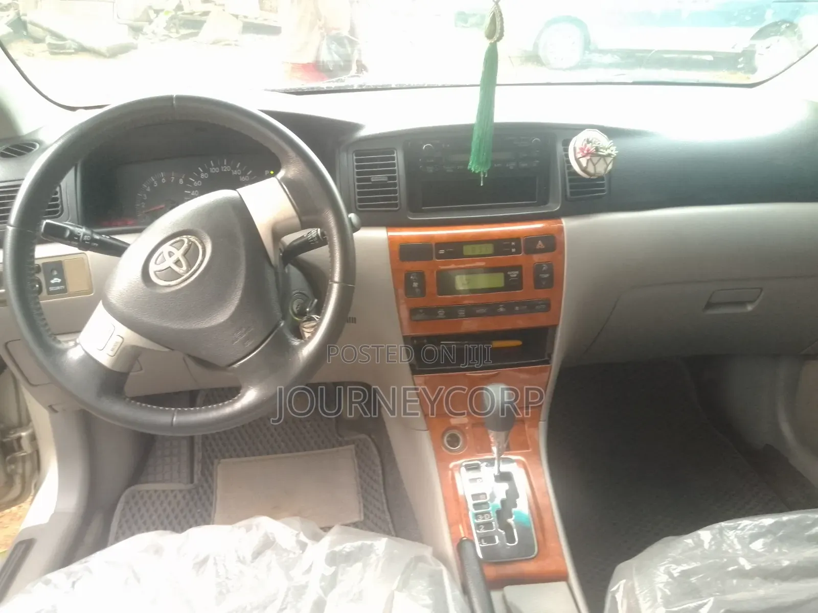 Toyota Corolla LE 2006 Gold