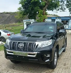 Toyota Land Cruiser Prado 2019 Black