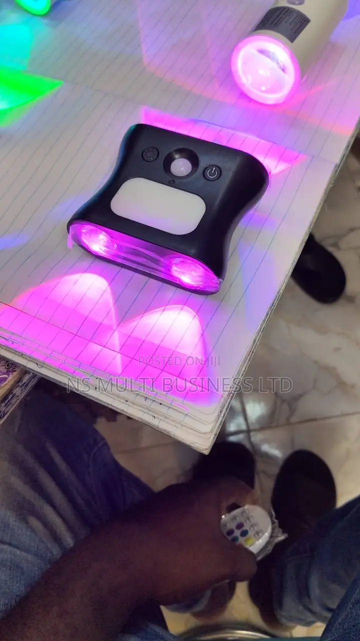 Magnetic Wall Light