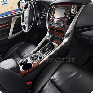 Mitsubishi Pajero Sport 2018 Gray