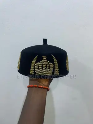 Royal Black & Gold Beaded Men’s Cultural Cap / Okpu Agu Style