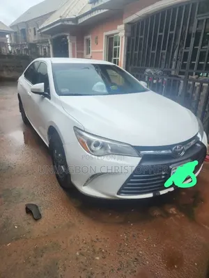 Toyota Camry 2016 White