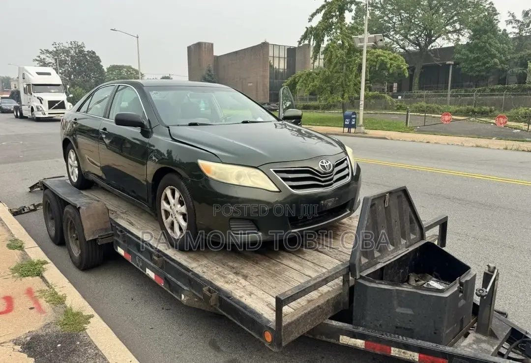 Toyota Camry 2011 Black