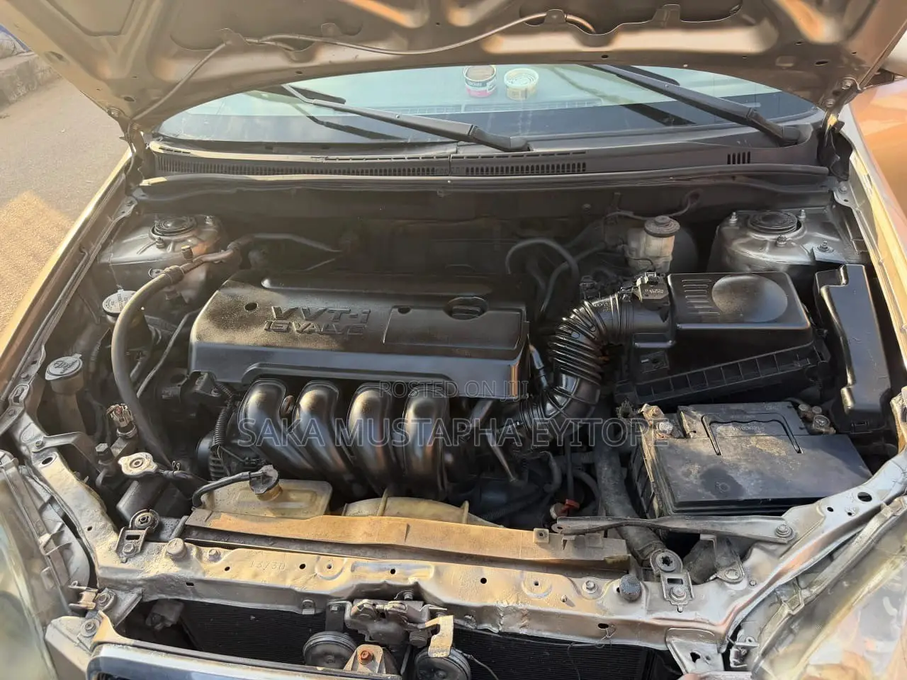 Toyota Corolla LE 2005 Gold