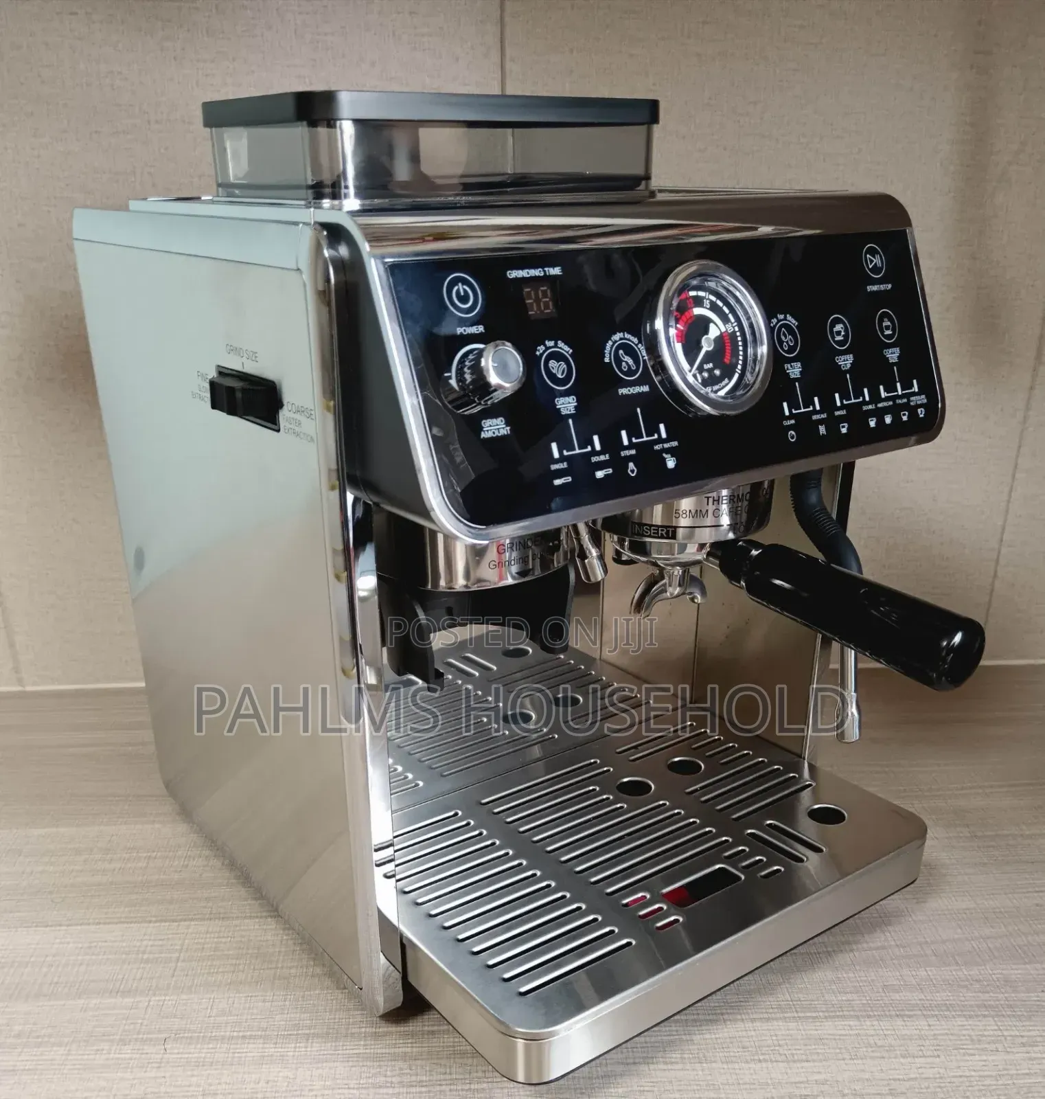 Commercial Espresso Coffee Maker With Integrated Coffee Grinder
