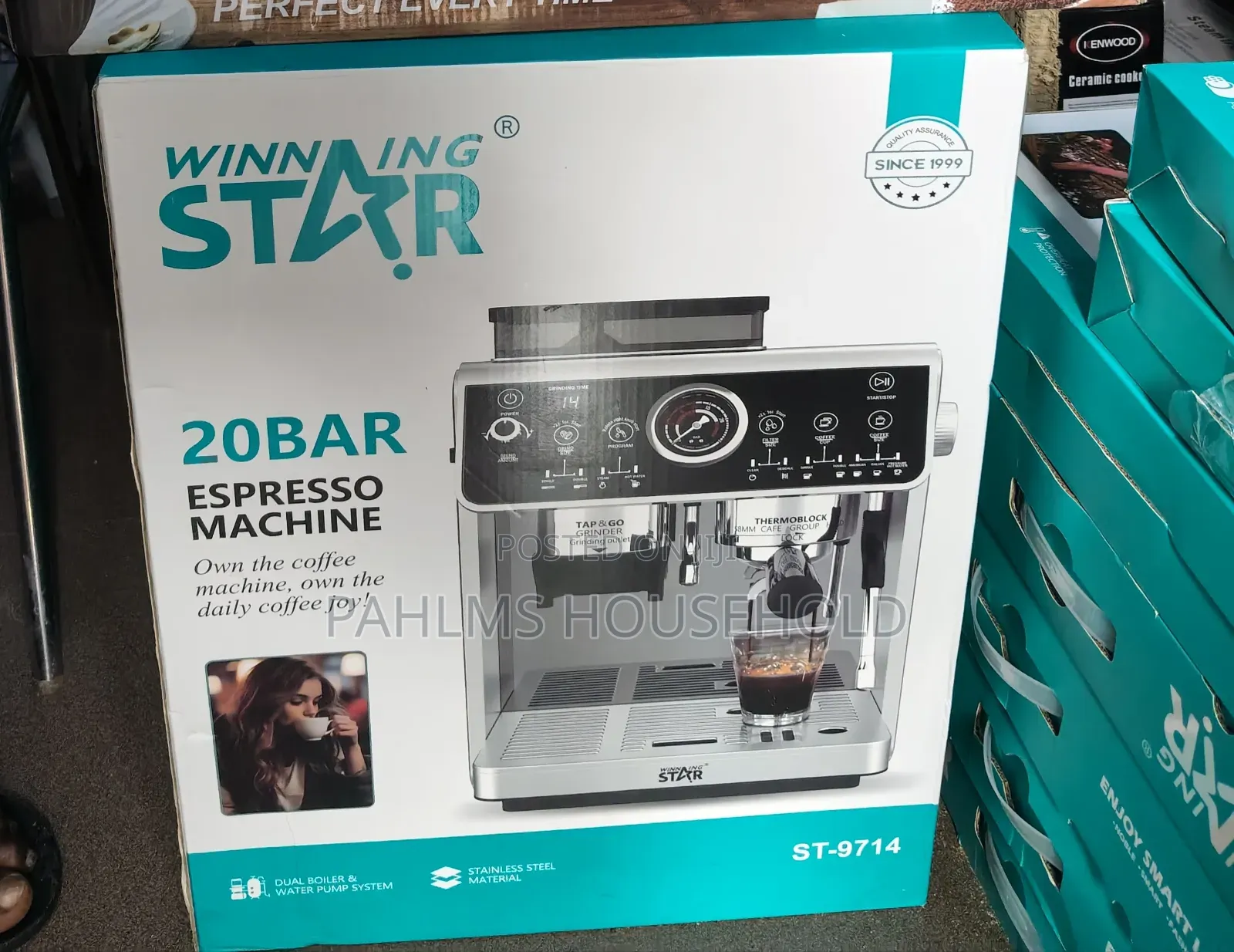 Commercial Espresso Coffee Maker With Integrated Coffee Grinder