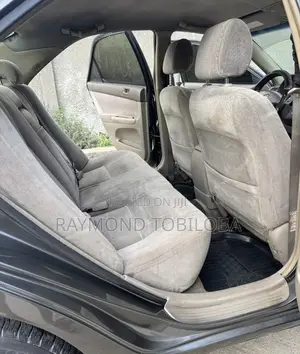 Toyota Camry 2004 Gray
