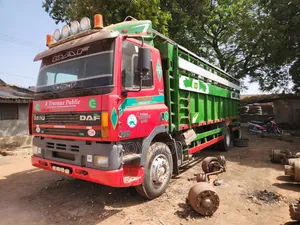Super Sharp DAF 85 CF Open Body Truck