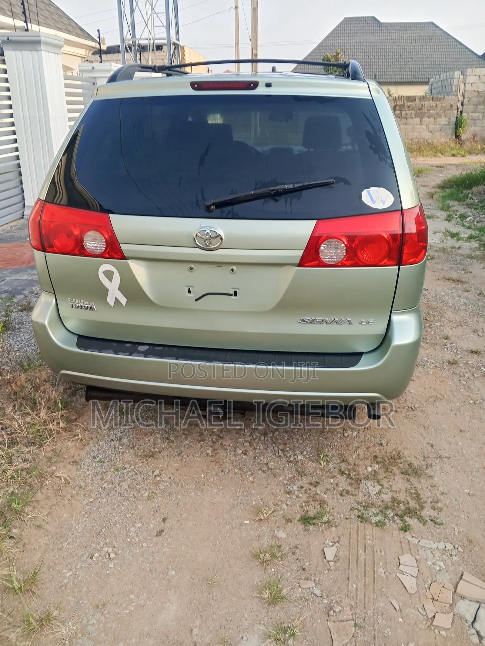 Toyota Sienna LE 2008 Gray