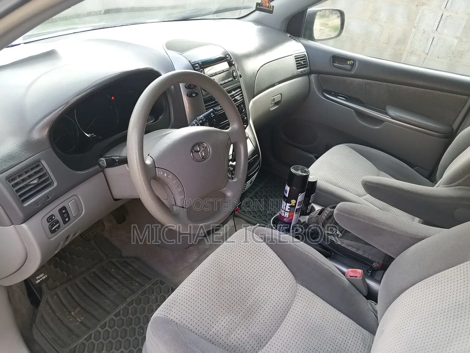 Toyota Sienna LE 2008 Gray