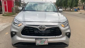 Toyota Highlander 2020 Silver