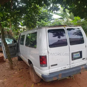 Ford E250 2024 White