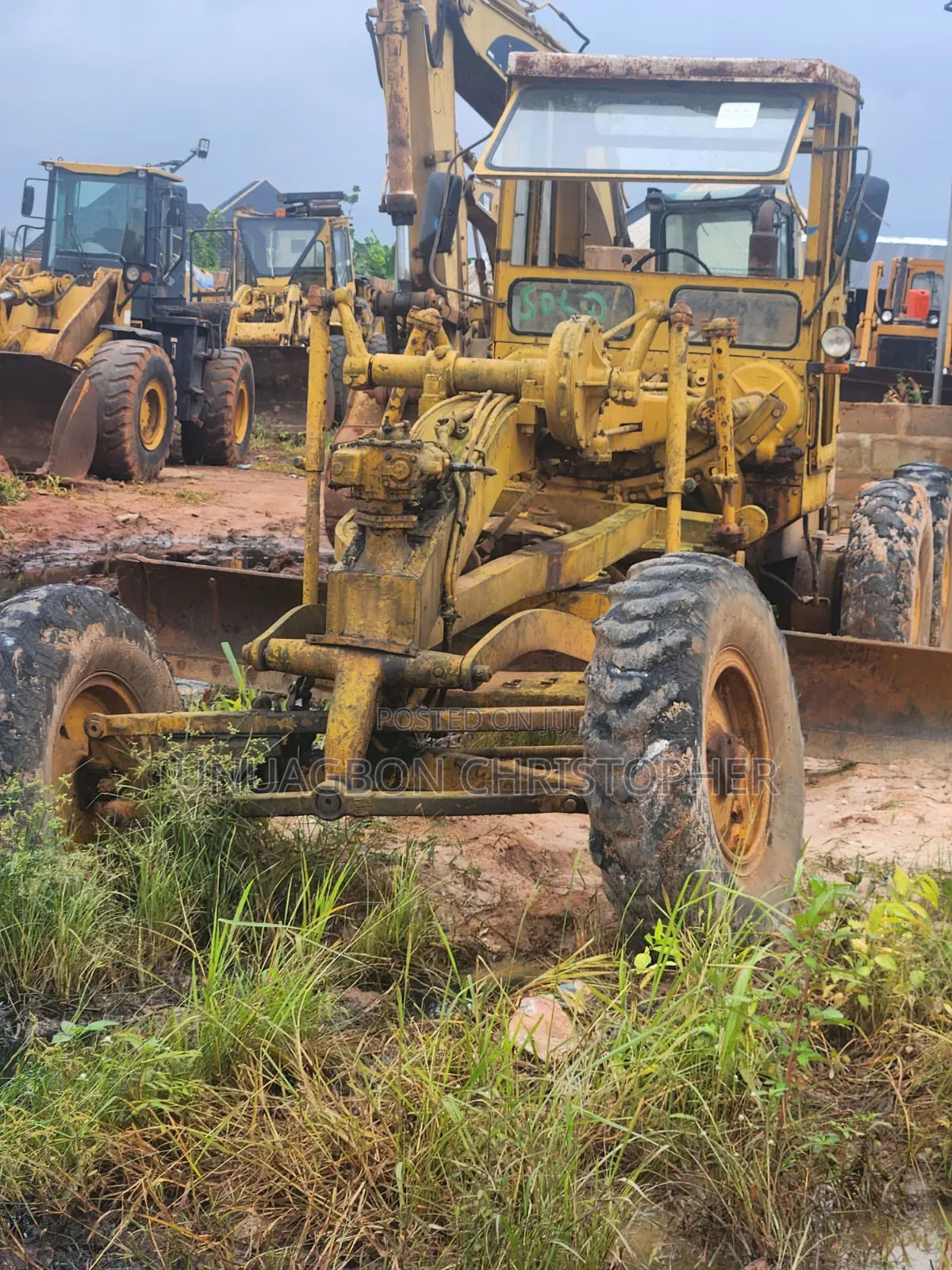 14E Grader