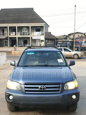 Toyota Highlander V6 2005 Blue