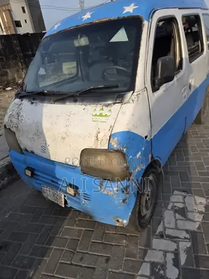 Suzuki APV Minibus 2005 White