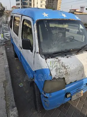 Suzuki APV Minibus 2005 White