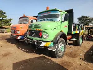 Units of Benz 911 Tipper