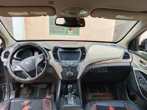 Hyundai Santa Fe 2015 Gray