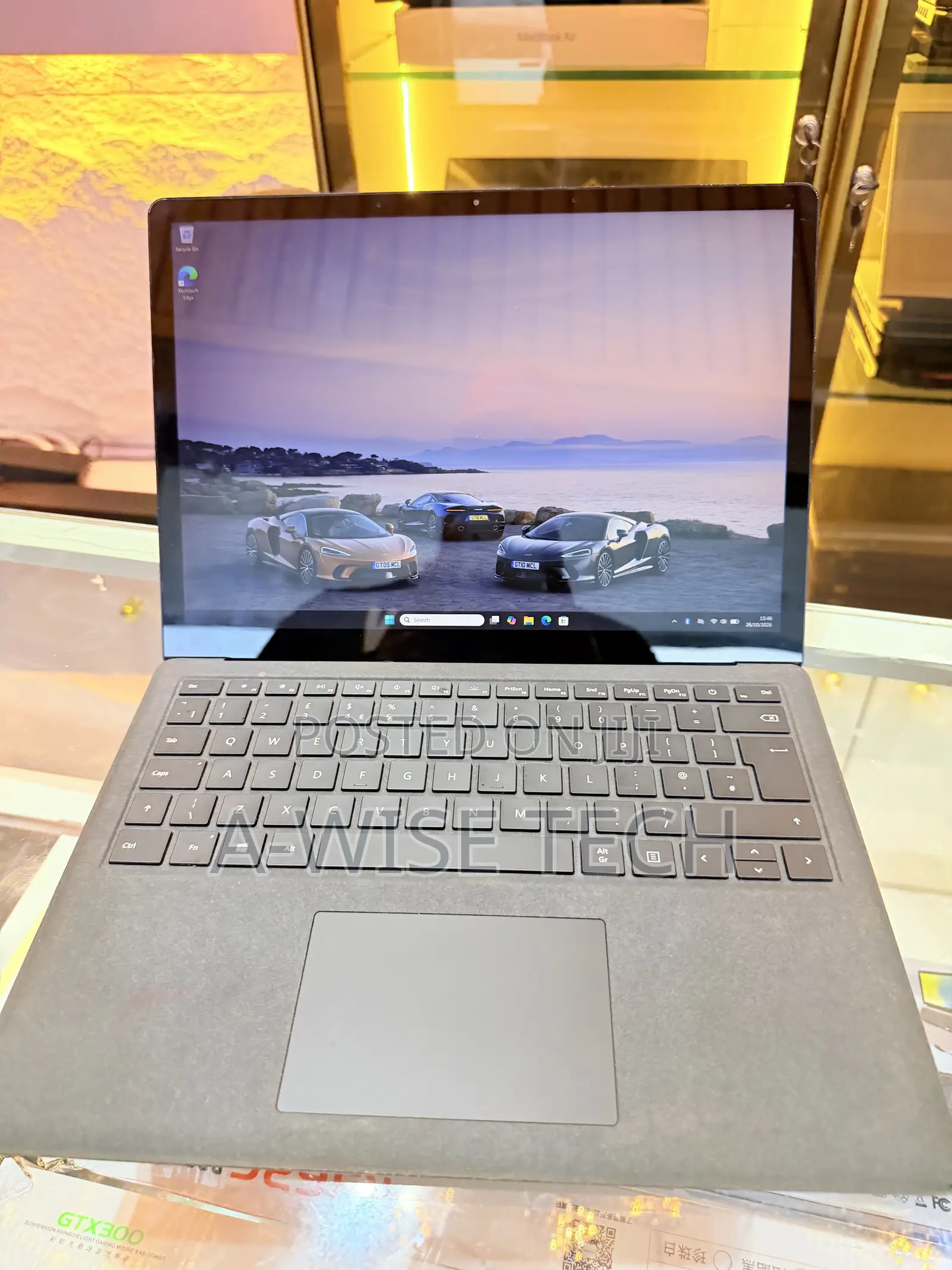 Laptop Microsoft Surface Laptop 2 16GB Intel Core i7 SSD 512GB