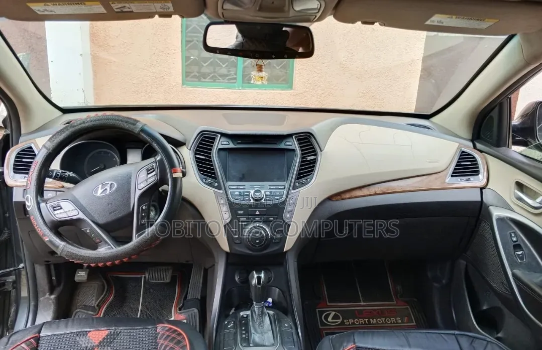 Hyundai Santa Fe 2015 Gray