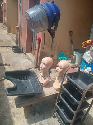 Salon Accessories Equipment