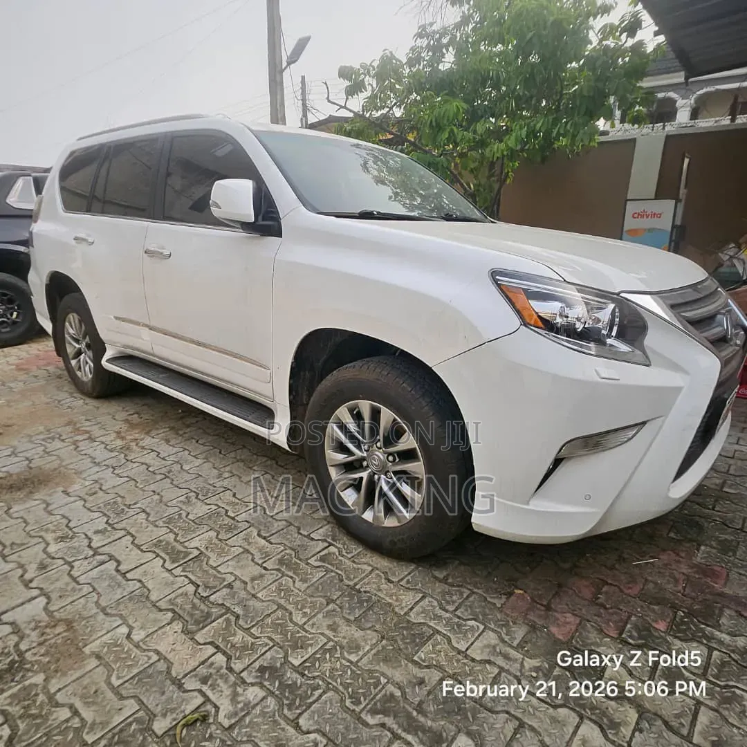 Lexus GX 2018 White