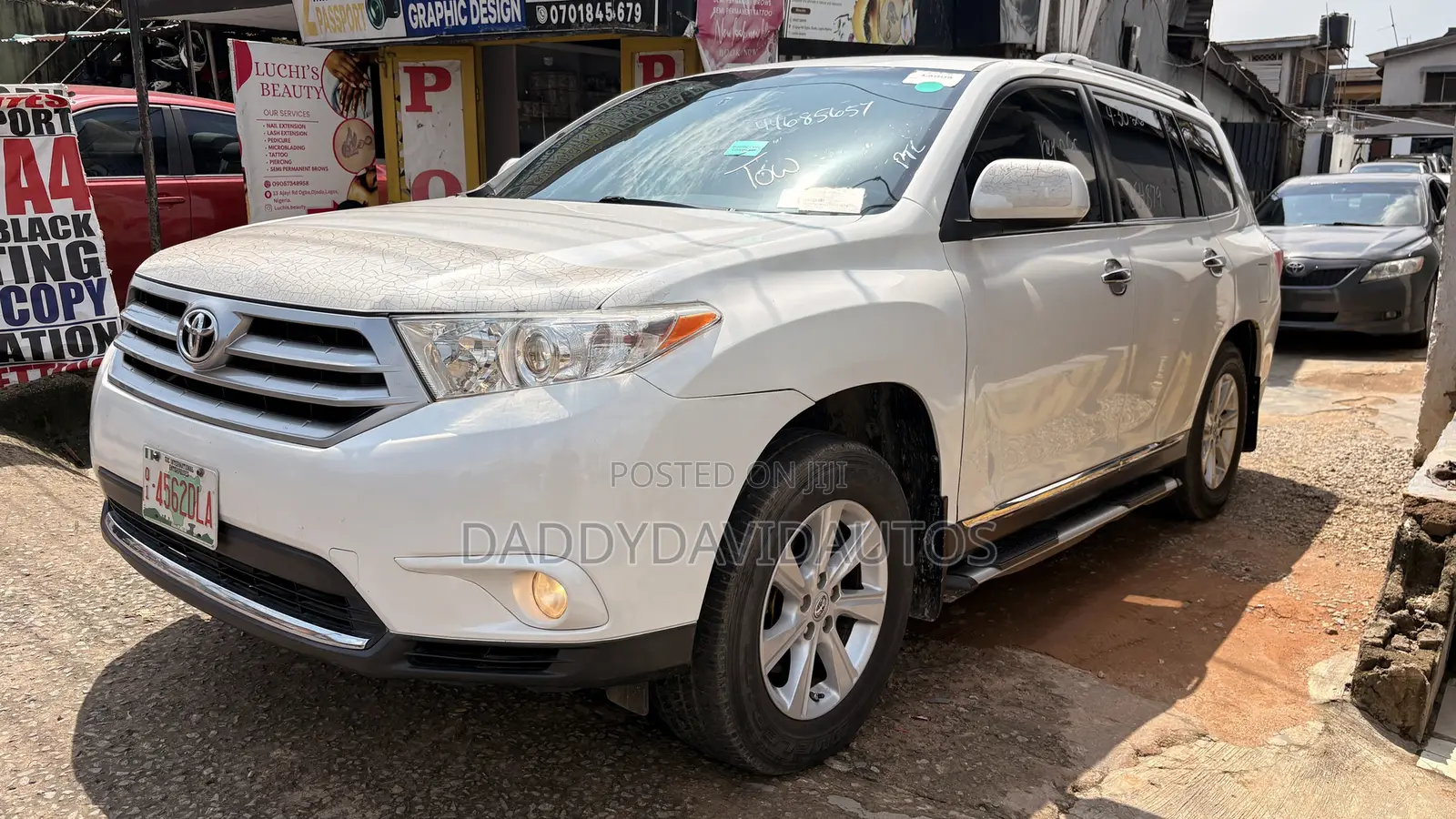 Toyota Highlander SE 2012 White