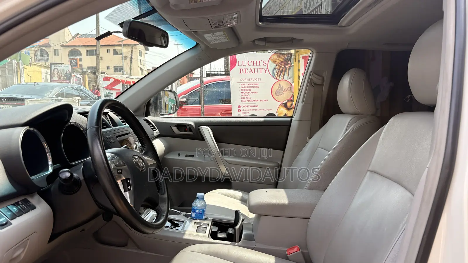 Toyota Highlander SE 2012 White