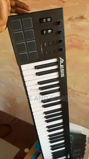 Alesis V49