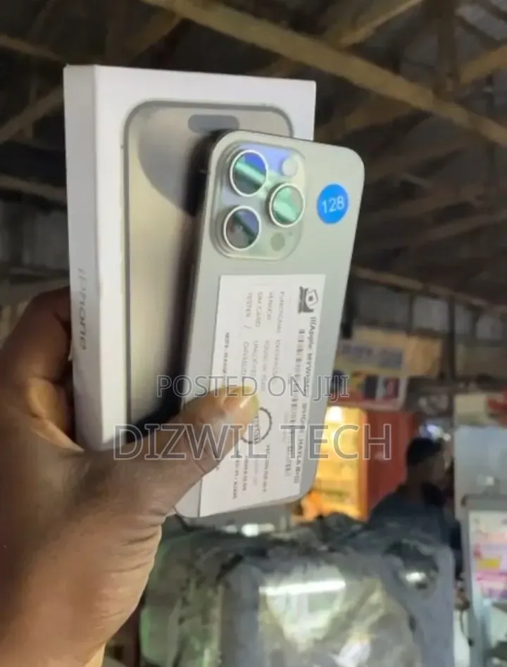 Apple iPhone 15 Pro 128 GB Silver